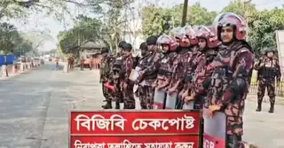 ভোটের মাঠে নিরাপত্তায় যশোরে বিজিবি মোতায়েন